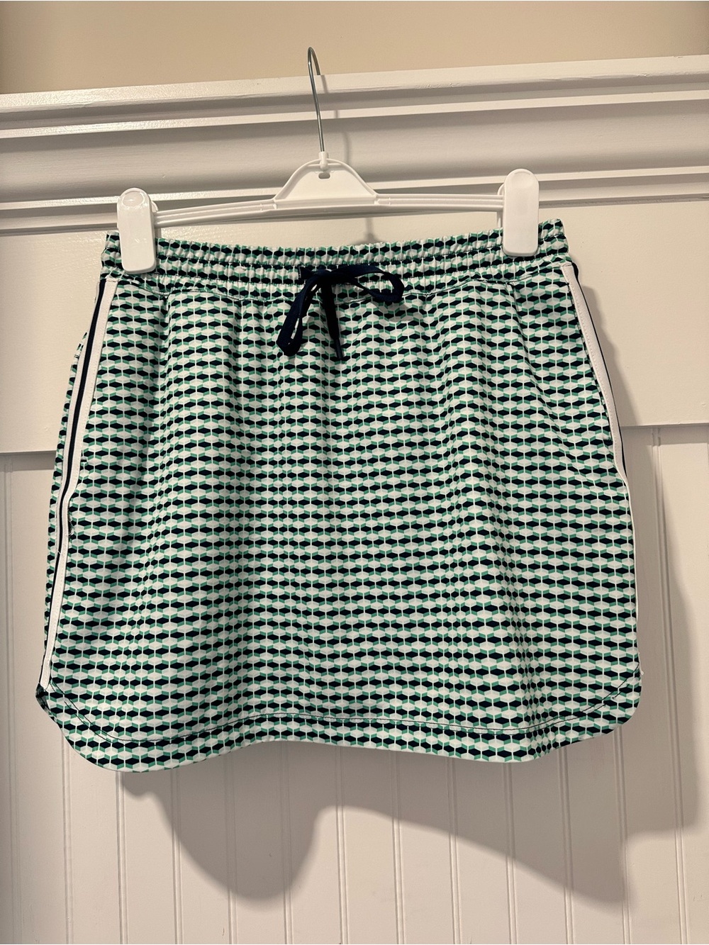 Lady Hogan Green and Blue Patterned Skort with Side Stripe